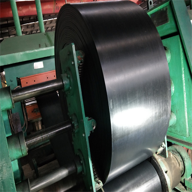 China Cold/Tear/Wear Resistant High Tensile Black Conveyor Belt 